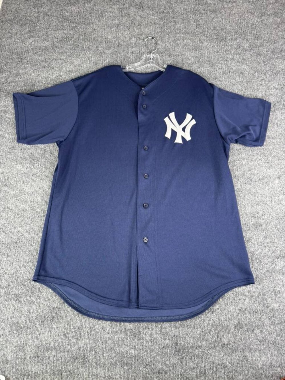 LICENSED New York Yankees Jersey Mens Size XLarge Blue MLB Baseball